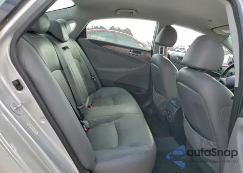 2013 Hyundai Sonata Hybrid z USA, uszkodzony, nr VIN KMHEC4A43DA098975